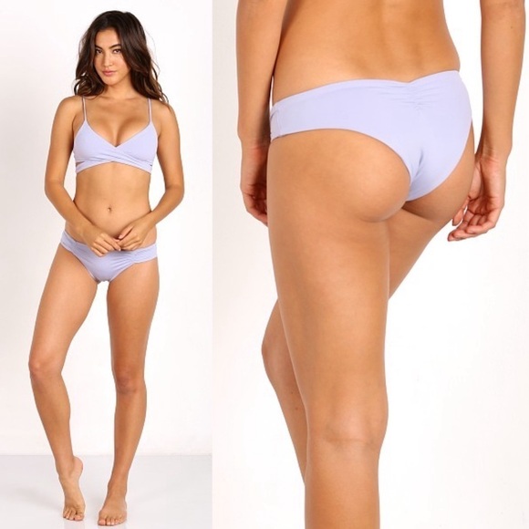 L*Space NWOT Monique Ruched Bikini Bottom in Ice (lilac) Size Medium - Picture 1 of 9